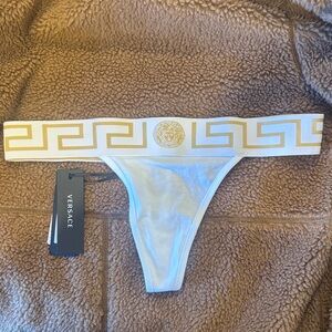 NWT Versace Greca Border Thong Size 3